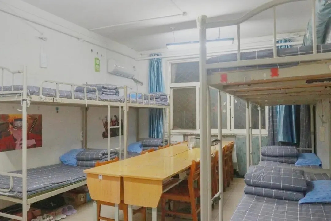 铜仁交通学校寝室图片图片